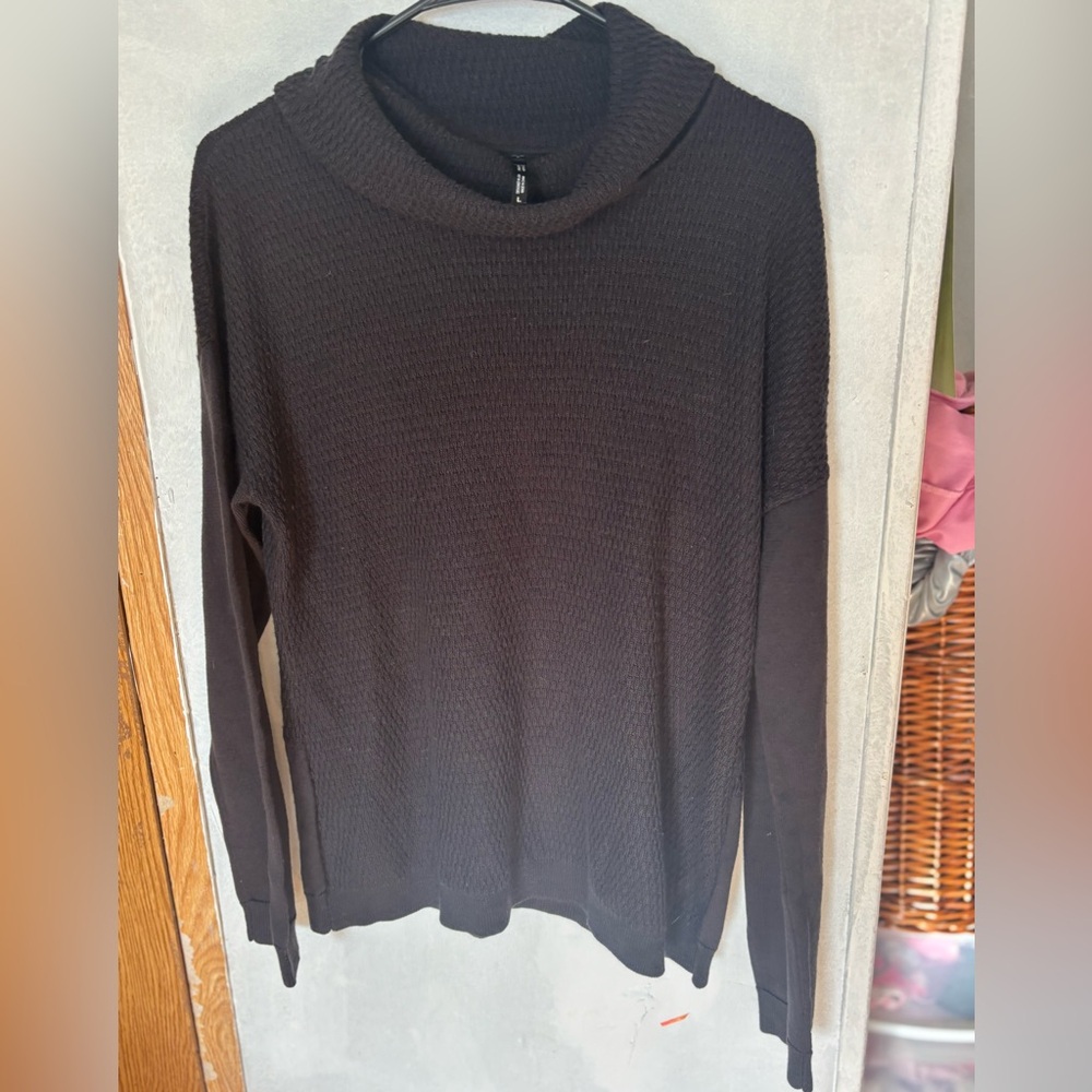 Kuhl Solace Turtleneck Pullover Sweater - black size L gorpcore